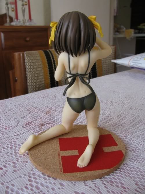 Haruhi from the rear....