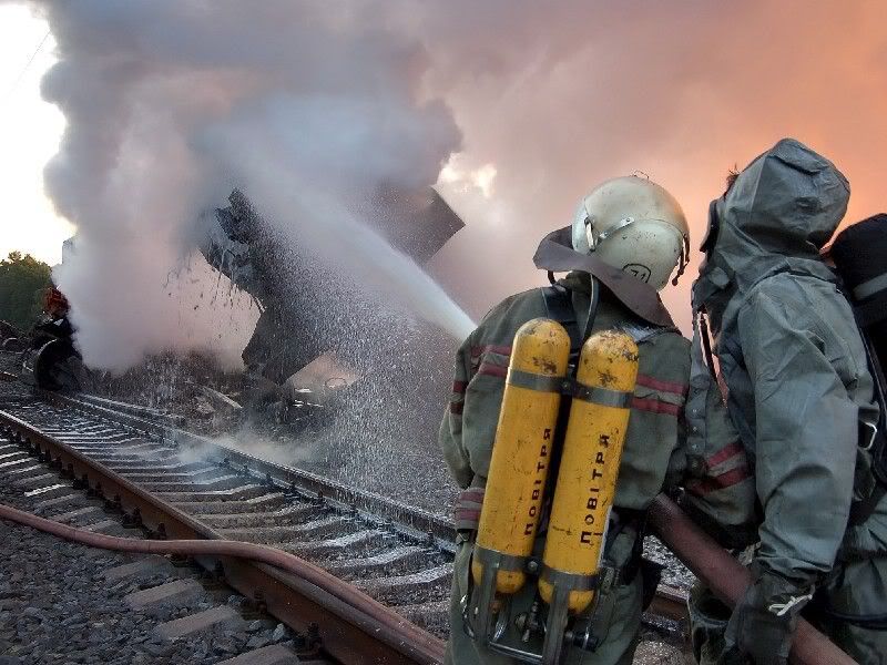 train-crash-fire-fighters.jpg