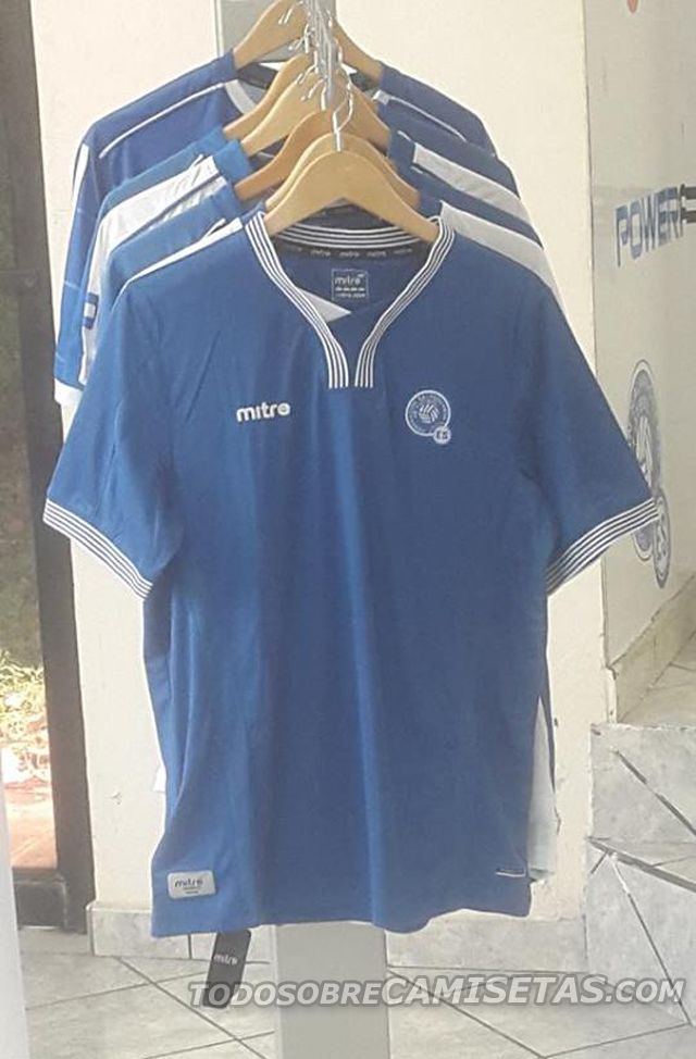 Camiseta Mitre de El Salvador 2015