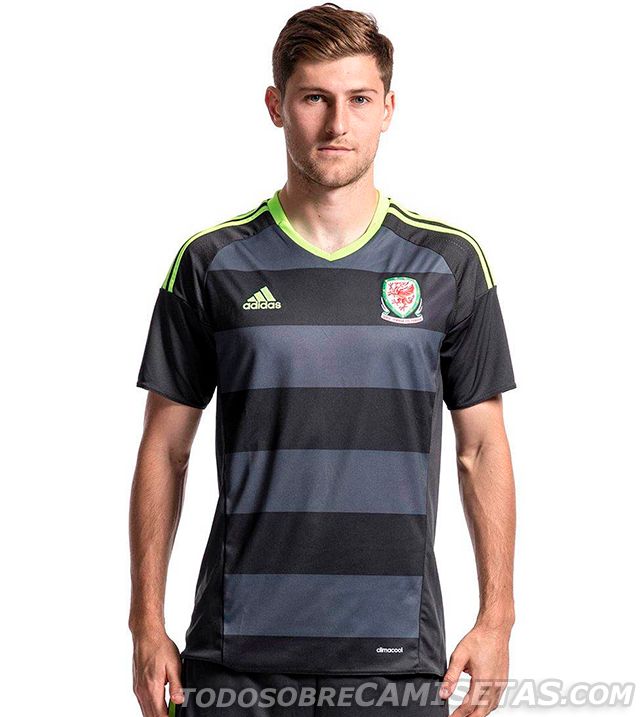 Wales Euro 2016 Away Kit
